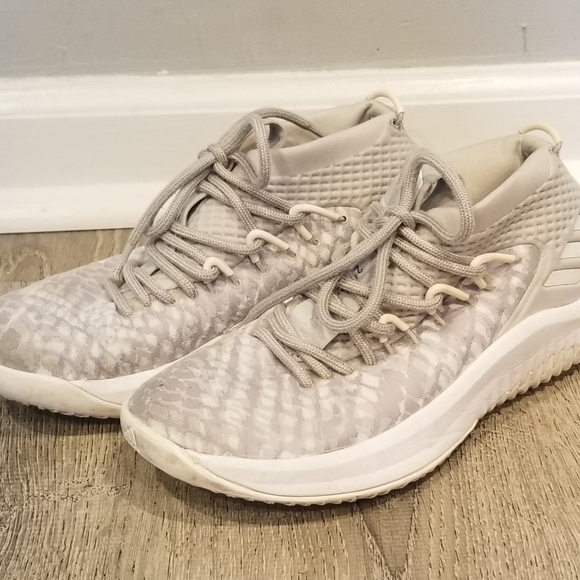 Adidas Dame 4 size 5 - Picture 4 of 7